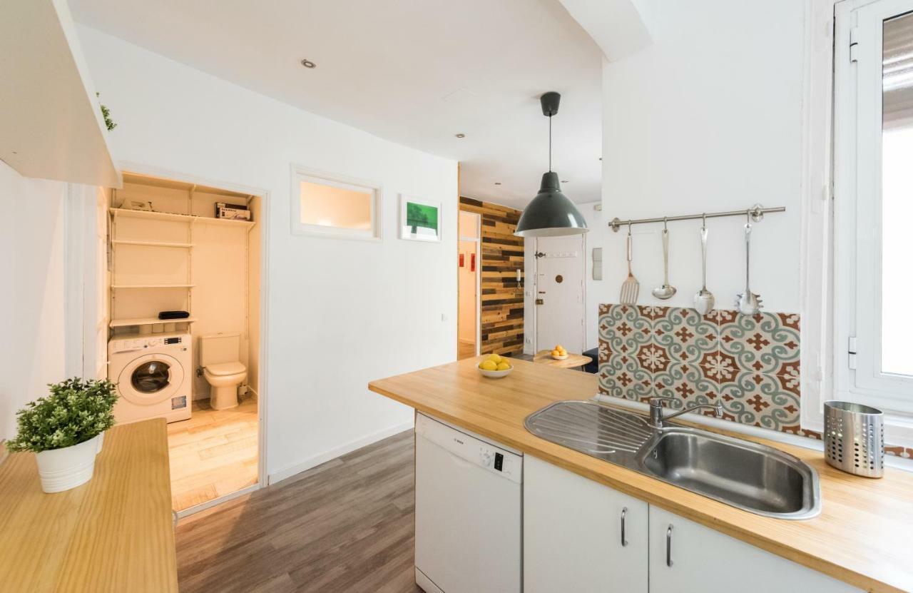 Apartamento En Sol, Madrid Centro Apartment Екстериор снимка
